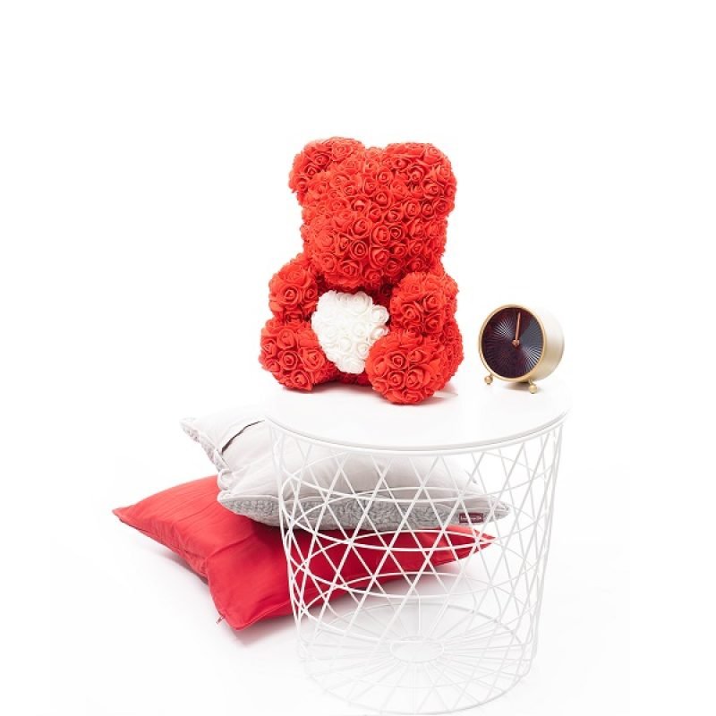 Raudonas didelis rožių meškiukas su balta širdele