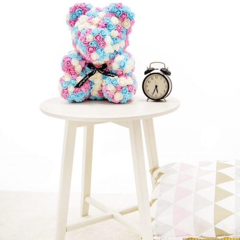 Spalvotas roziu meskiukas